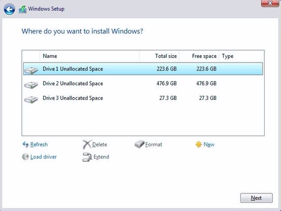 Select unallocated space and then click <Next>.
